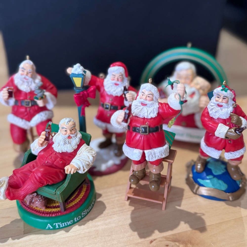 Coca-Cola Santa Claus Christmas Ornament Collection - 6 pieces 🎅🏼🎁🎄